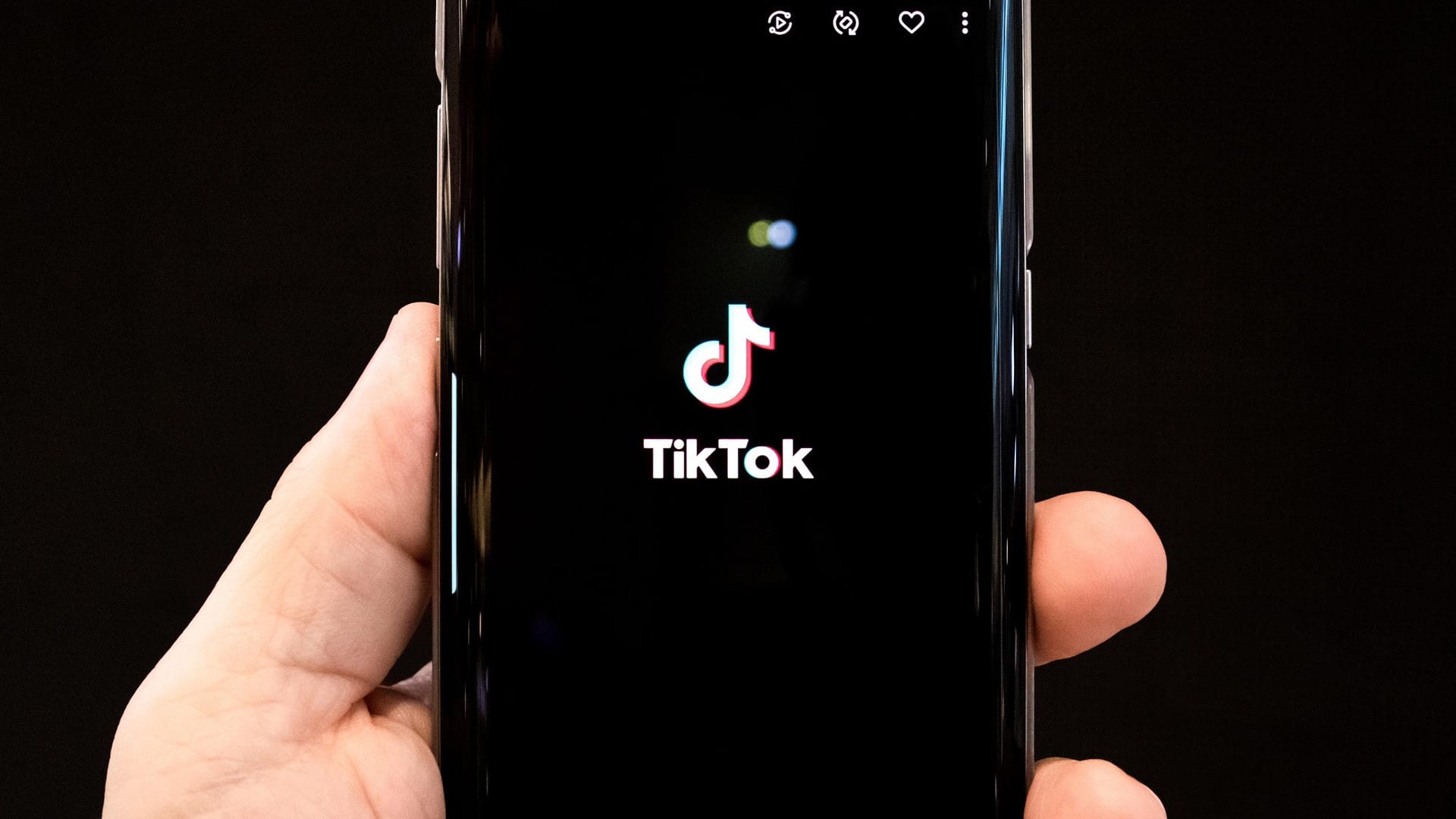Mit TikTok Geld verdienen - 10X Career